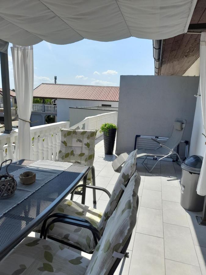 Apartment Bicanic Vir Esterno foto
